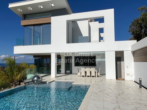 House in Pegeia - view 1