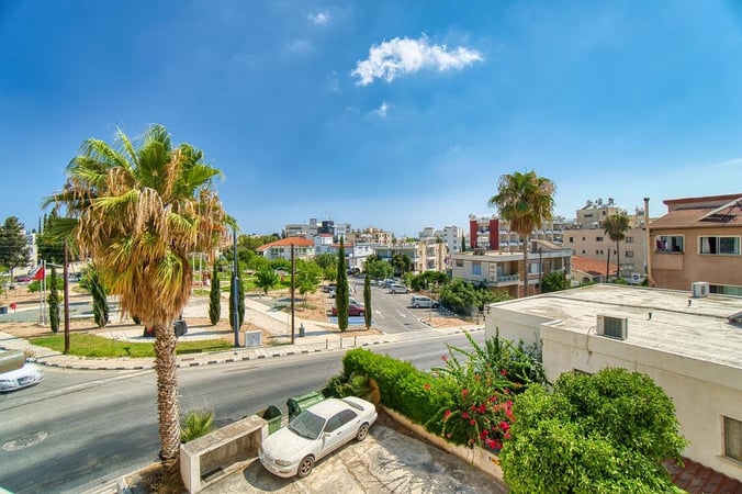 Apartment in Ayios Theodoros - view 1