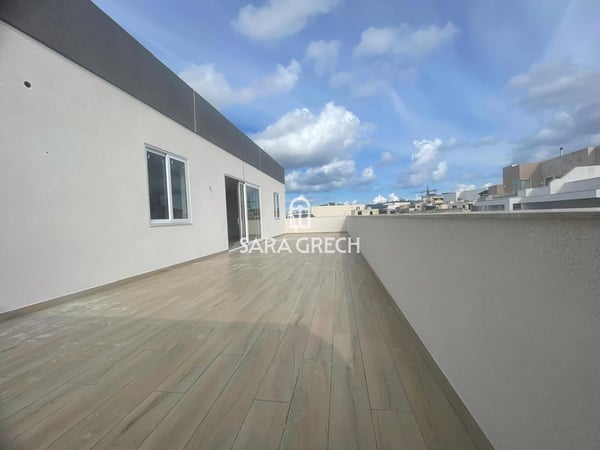 Penthouse in Mosta - view 1