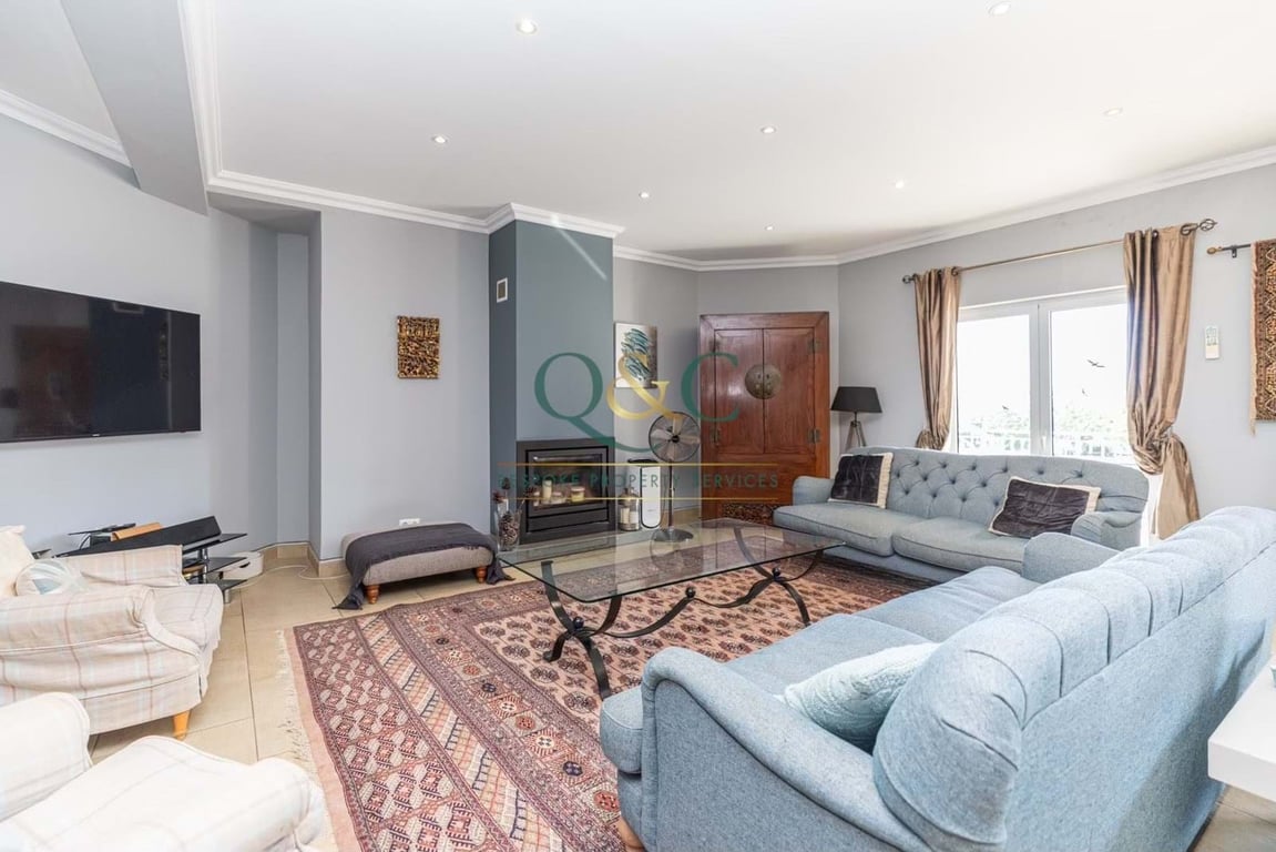 Villa in Faro - Image 2