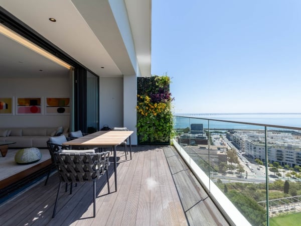 Penthouse in Lisbon - view 1
