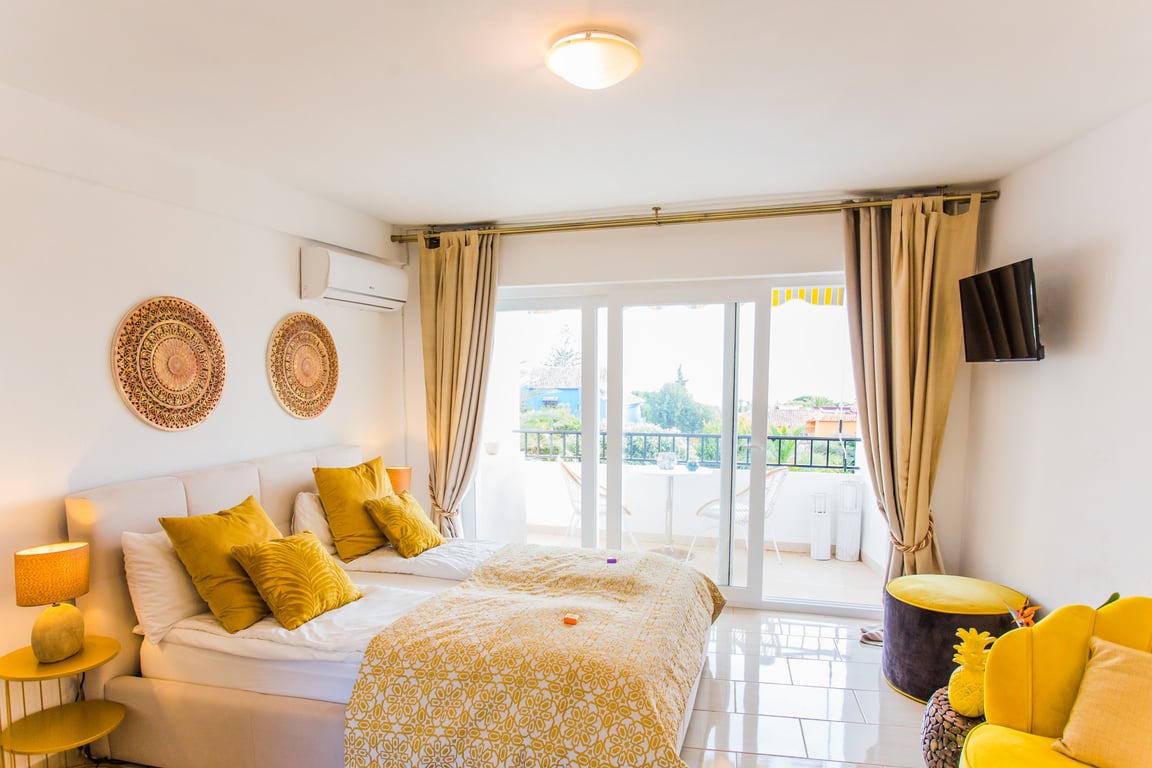 Apartment in Artola - Image 2