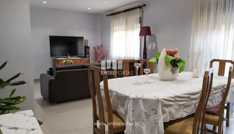 House in Vila do Conde - view 1