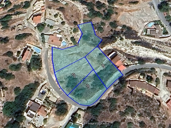 House in Foinikaria - view 1