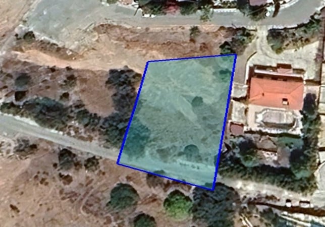 House in Foinikaria - view 1