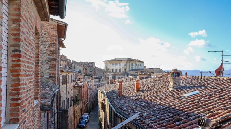 House in Citta della Pieve - view 1