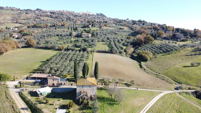 House in Volterra - view 1