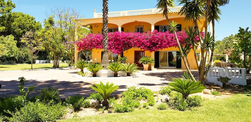 Villa in Quarteira - view 1