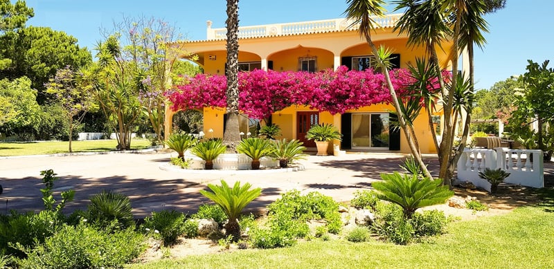 Villa in Quarteira - view 1