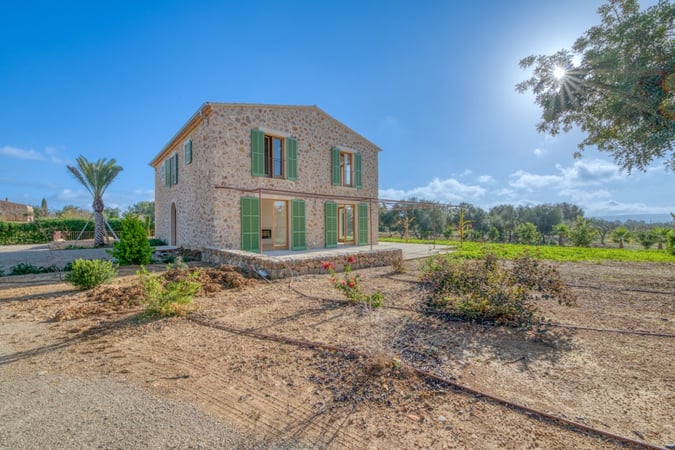 Farm, Ranch or Equestrian in Alaro - view 1