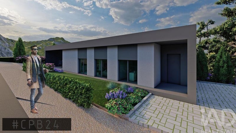 House in Penela - view 1