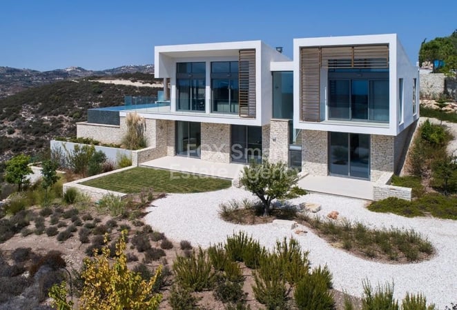 House in Tsada - view 1