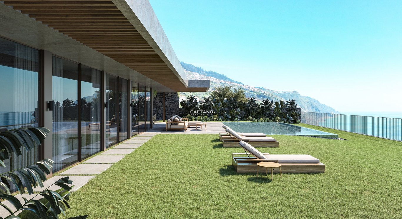 Villa in Estreito da Calheta - Image 3