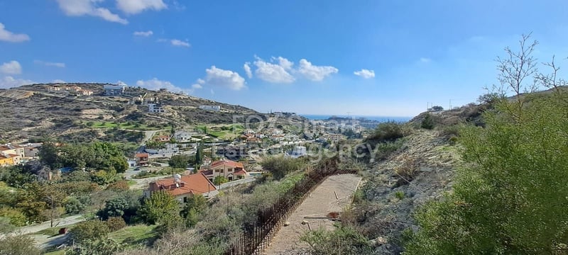 Land in Agios Tychon - view 1