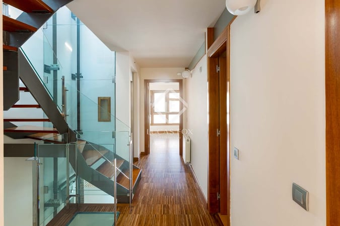 House in Barcelona - view 1