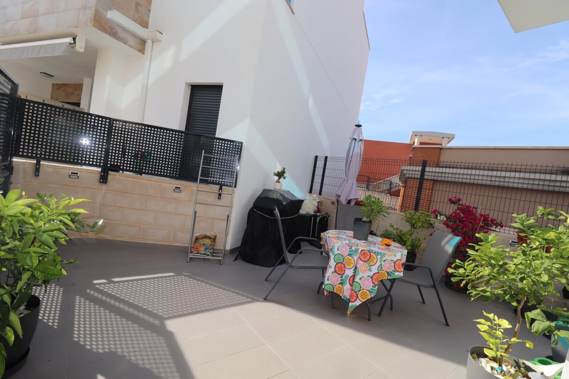 Villa in Bigastro - Image 2