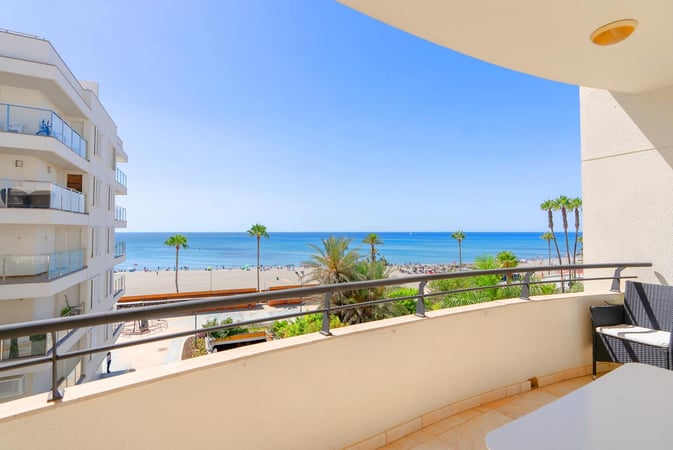 Apartment in Estepona - view 1