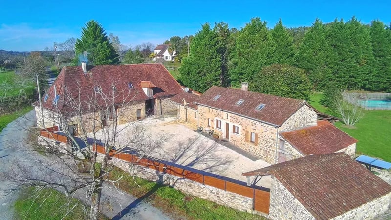 House in Thiviers - view 1