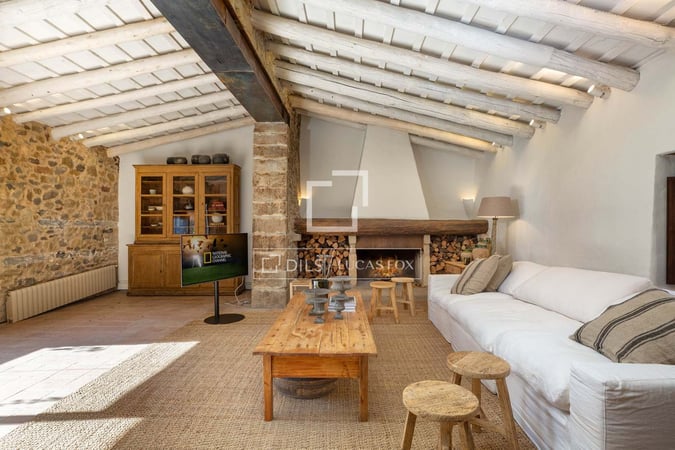 House in Girona - view 1