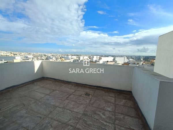 Penthouse in Qormi - view 1