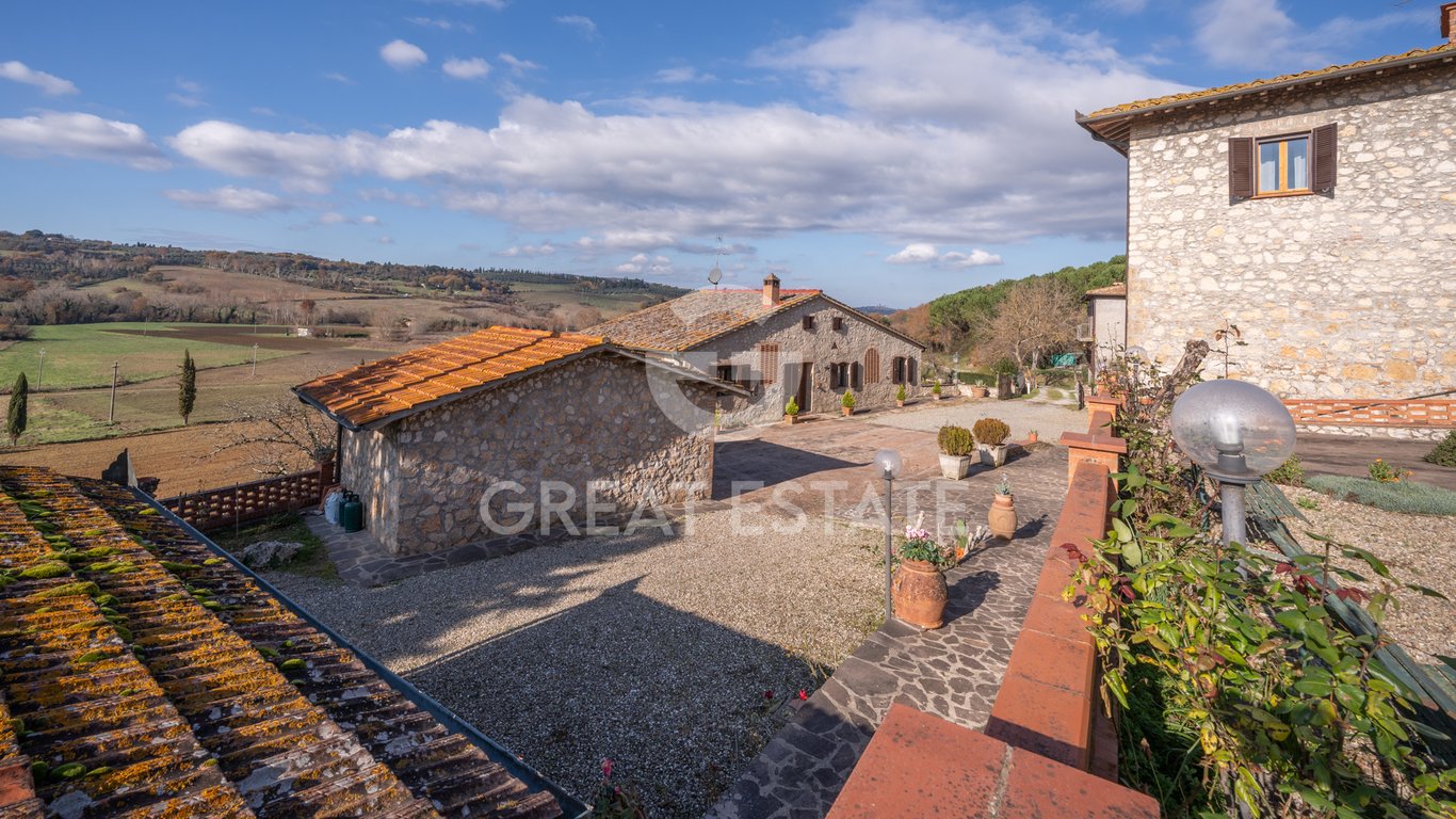 House in Colle di Val d'Elsa - Image 2