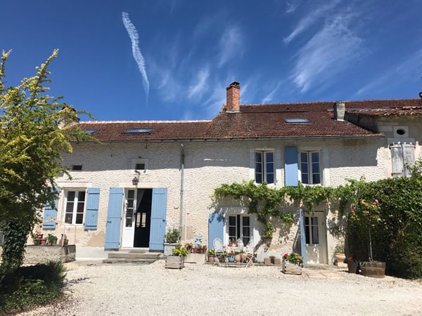 House in Saint-Paul-Lizonne - view 1