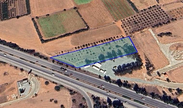 House in Panagia Evangelistria (Polemidhia) - view 1