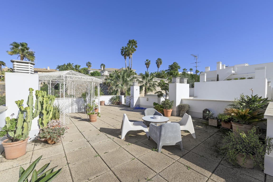 House in Torrequebrada - Image 3