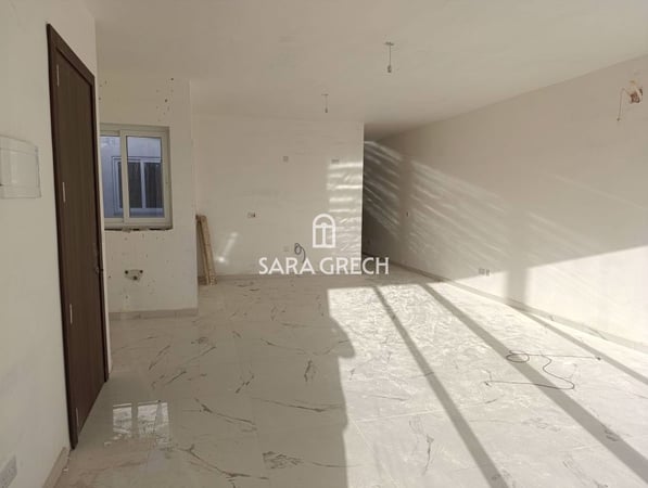 Penthouse in Iz-Zejtun - view 1