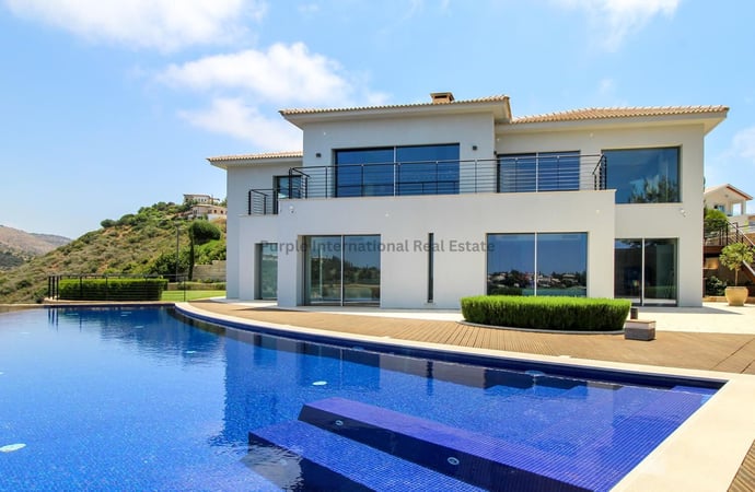 House in Kouklia - view 1