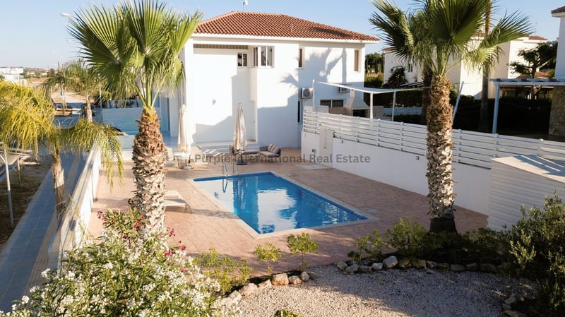 House in Pernera - view 1