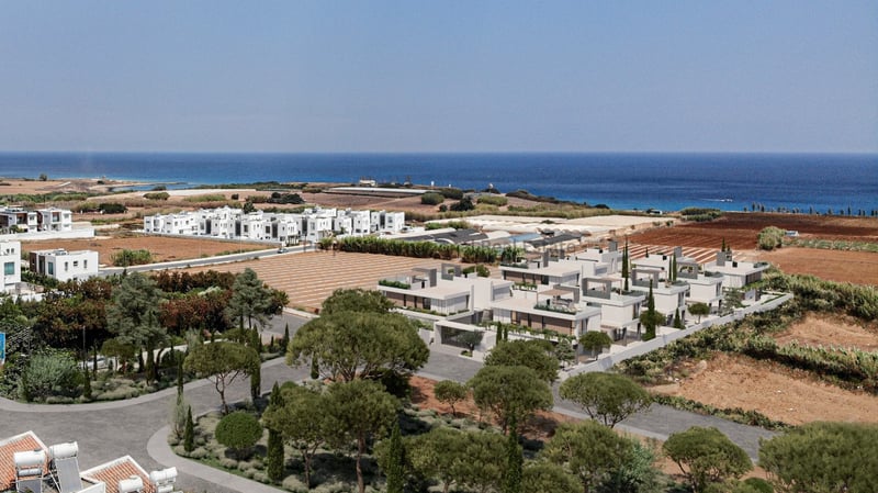 House in Paralimni - view 1