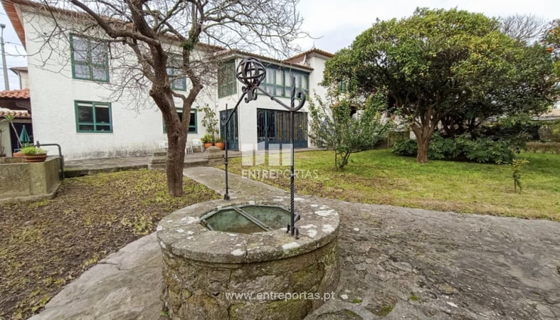 House in Arvore - view 1