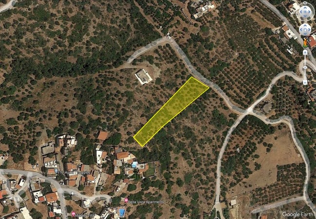 House in Agios Nikolaos - view 1