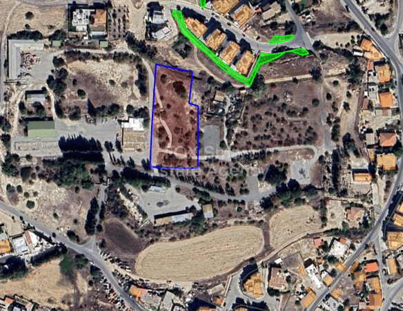 Land in Geri - view 1