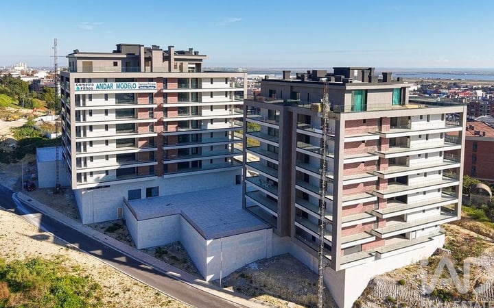 Apartment in Alverca do Ribatejo - view 1