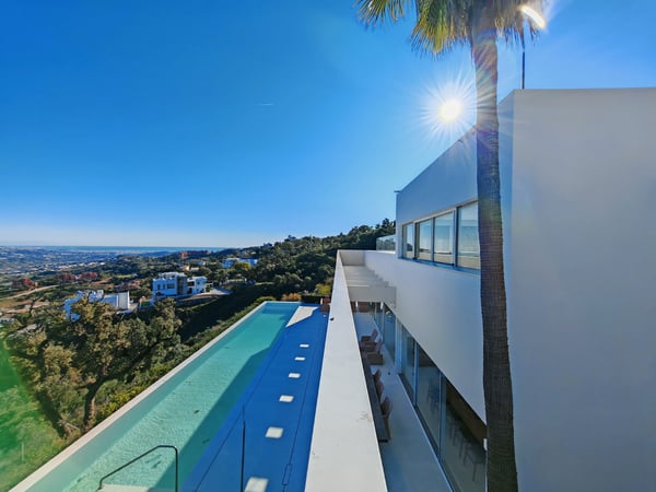 Villa in Ojen - view 1