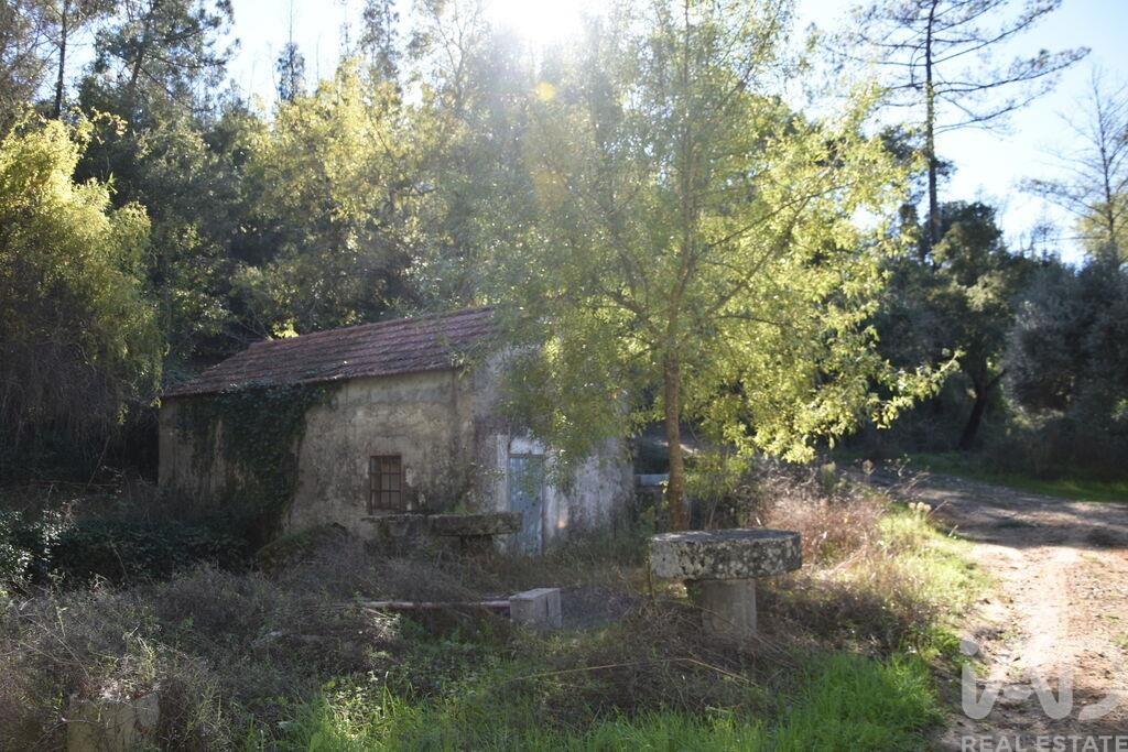 House in Urqueira - Image 3