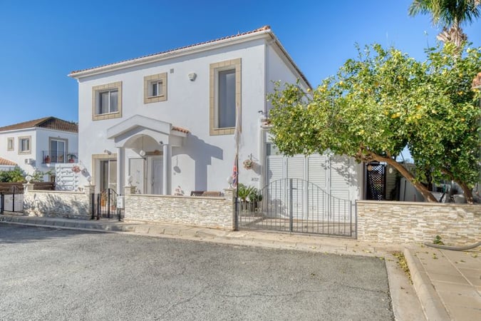 Villa in Frenaros - view 1