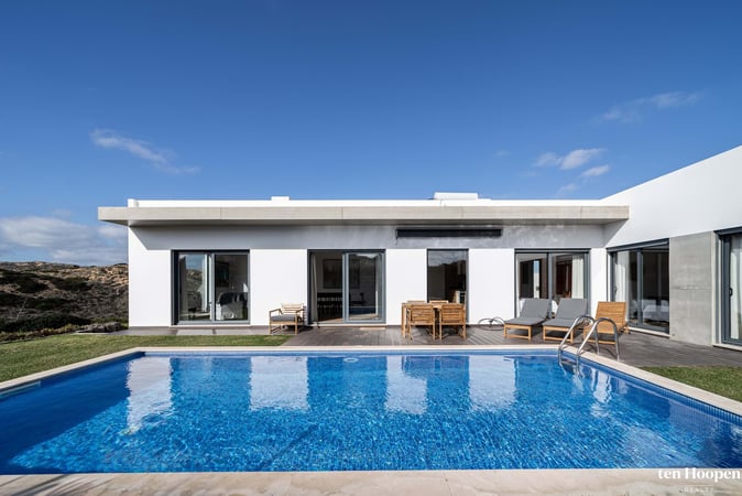 Villa in Carrapateira - view 1