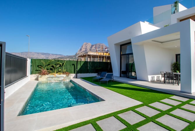 Villa in Finestrat - view 1