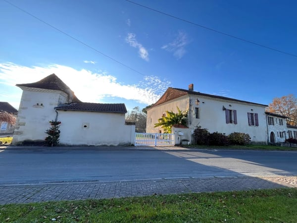 House in Riberac - view 1