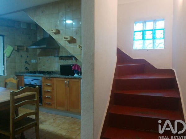 House in Oliveira do Hospital - view 1