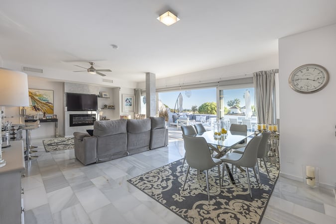 House in Nueva Andalucia - view 1