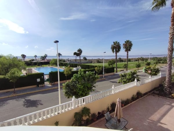 Villa in Torrevieja - view 1