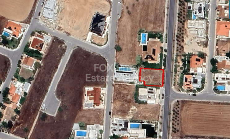 Land in Strovolos - view 1