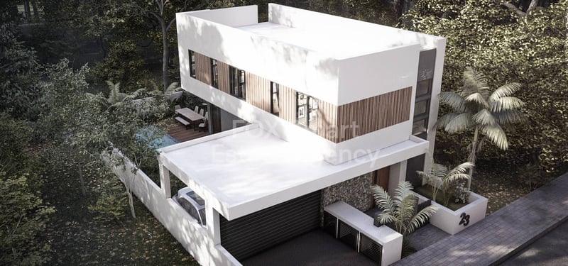 House in Mesa Geitonia - view 1