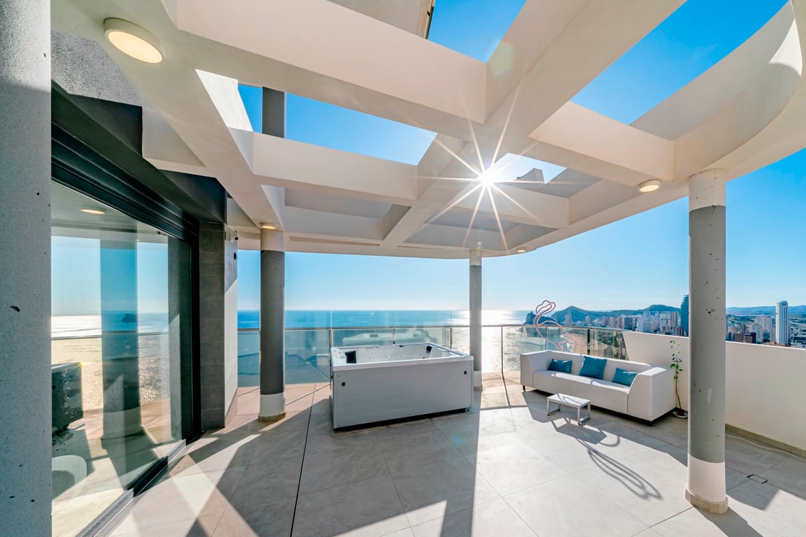 Apartment in Benidorm - Image 4