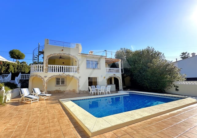 Villa in Benissa - view 1
