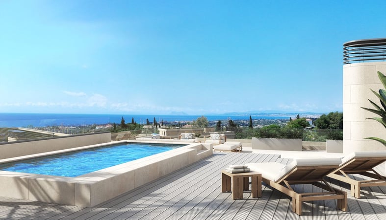 House in Estepona - view 1